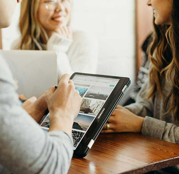 The Hook, The Story, The Sell: Crafting Captivating Content (Demo)